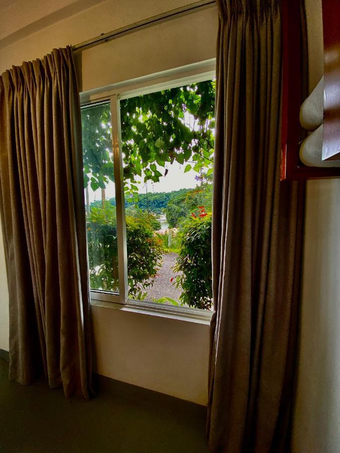 Sesatha Kandy